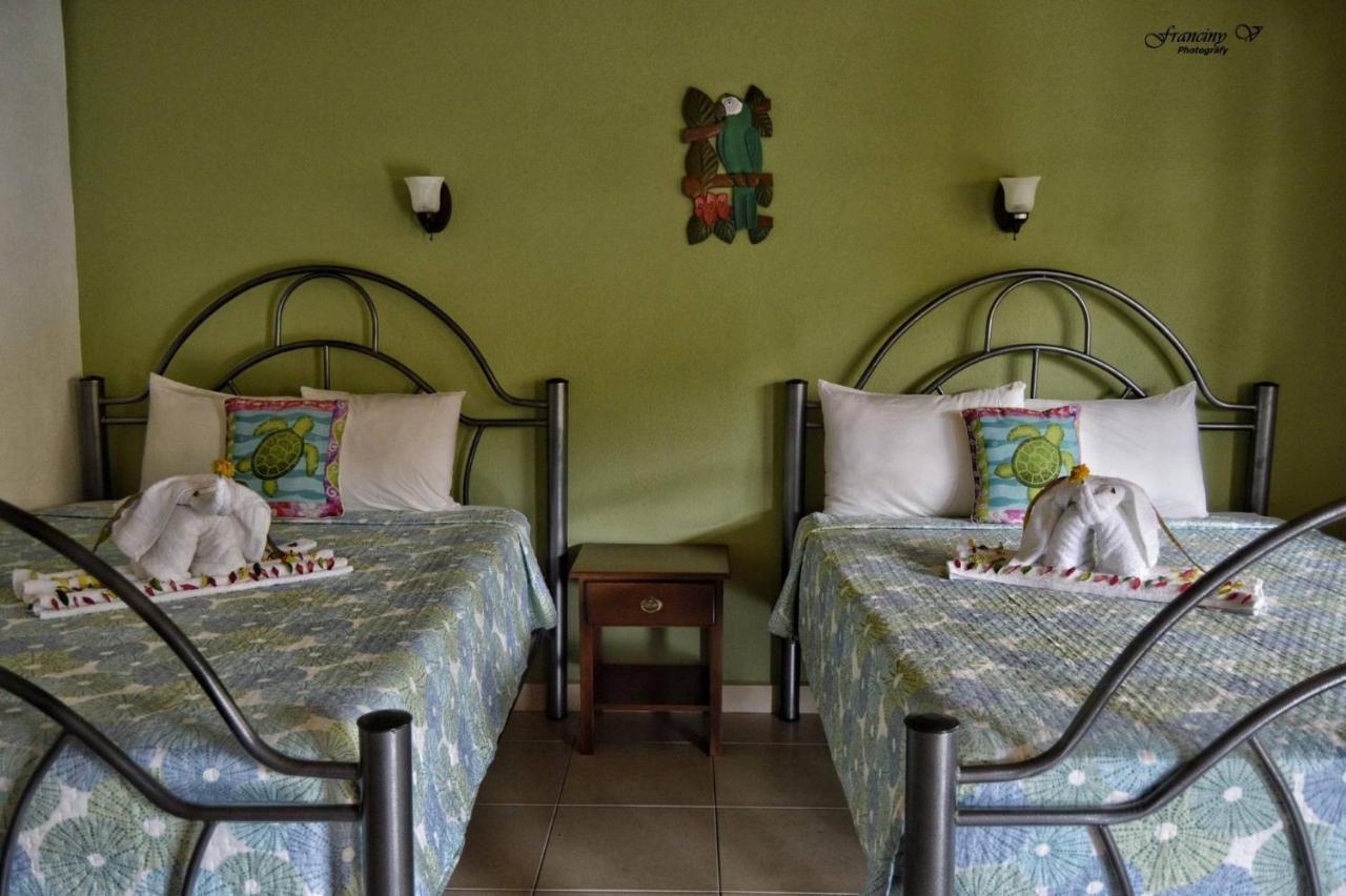 Hotel D'Lucia - Quebrada Ganado, Jaco, Costa Rica Extérieur photo