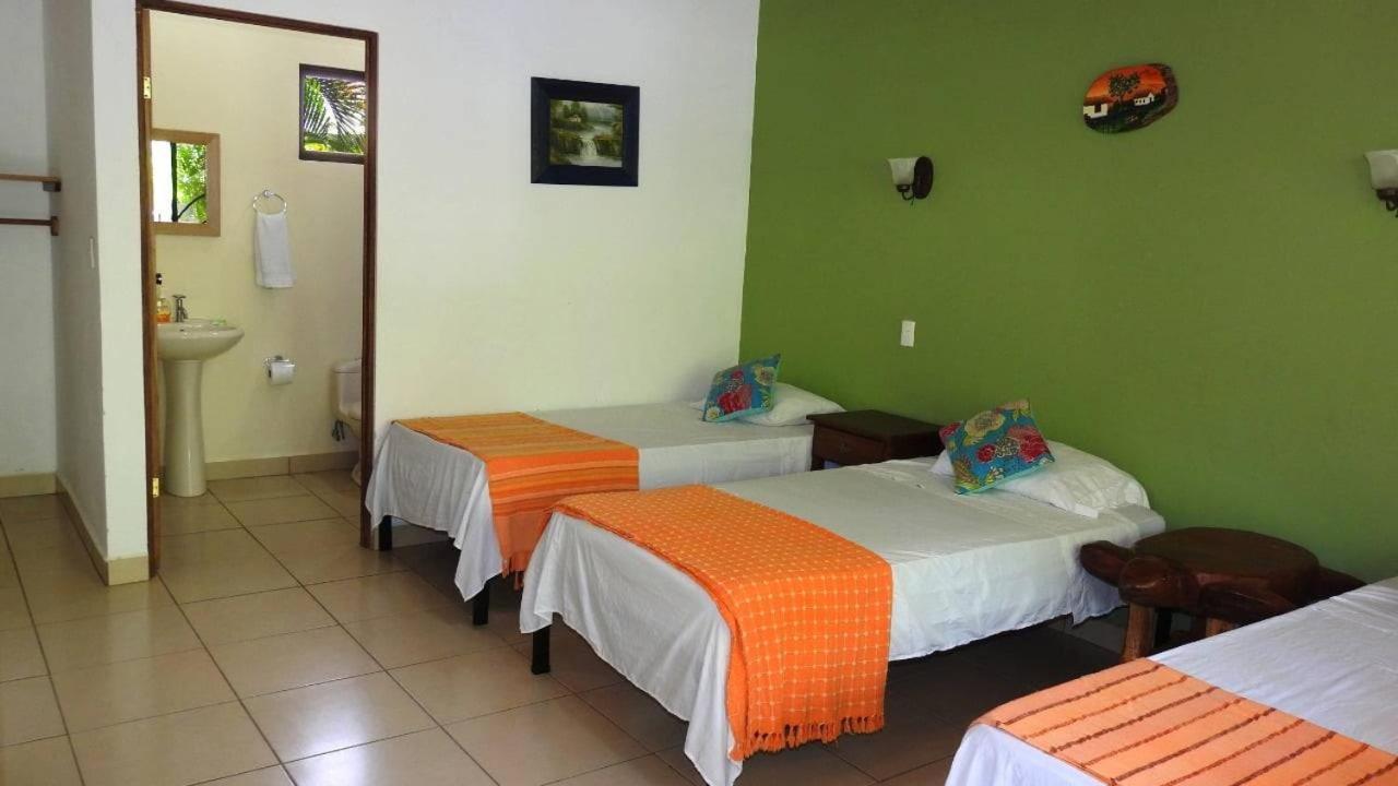 Hotel D'Lucia - Quebrada Ganado, Jaco, Costa Rica Extérieur photo